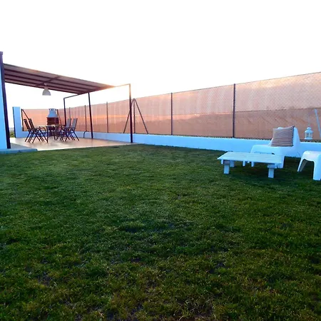 Casa Aloe, Solo Famila Y Parejas